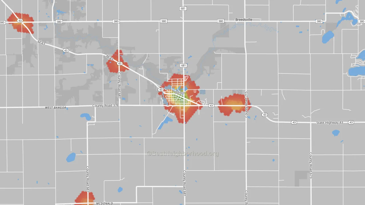 Walk Grade map of Bangor, MI, walkable areas in green and car-dependent areas in red