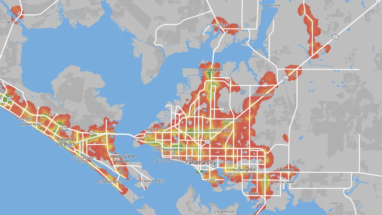 Walk Grade map of Bay County, FL, walkable areas in green and car-dependent areas in red