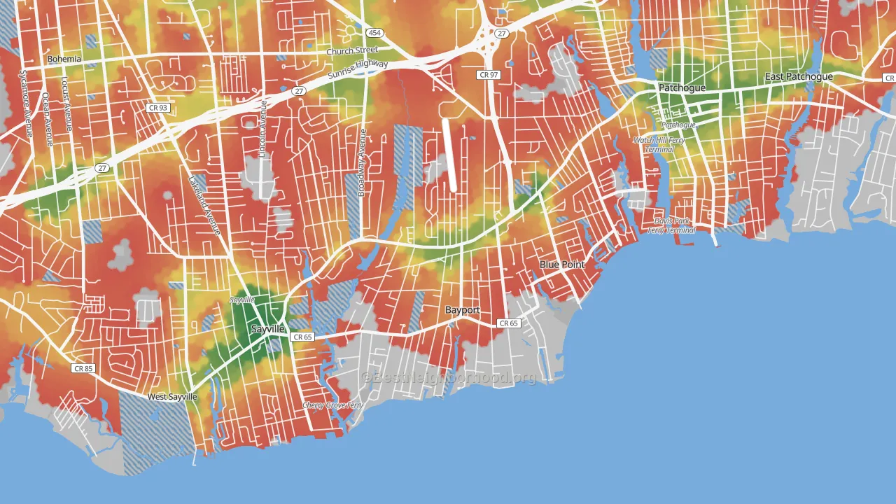 Walk Grade map of Bayport, NY, walkable areas in green and car-dependent areas in red