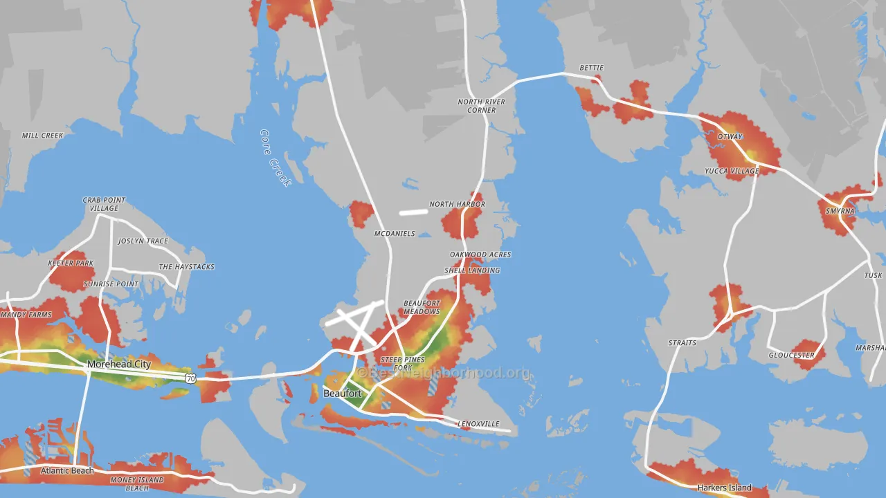 Walk Grade map of Beaufort, NC, walkable areas in green and car-dependent areas in red