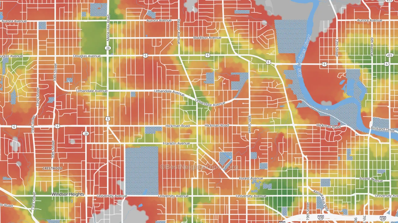 Walk Grade map of Beaverdale, Des Moines, IA, walkable areas in green and car-dependent areas in red