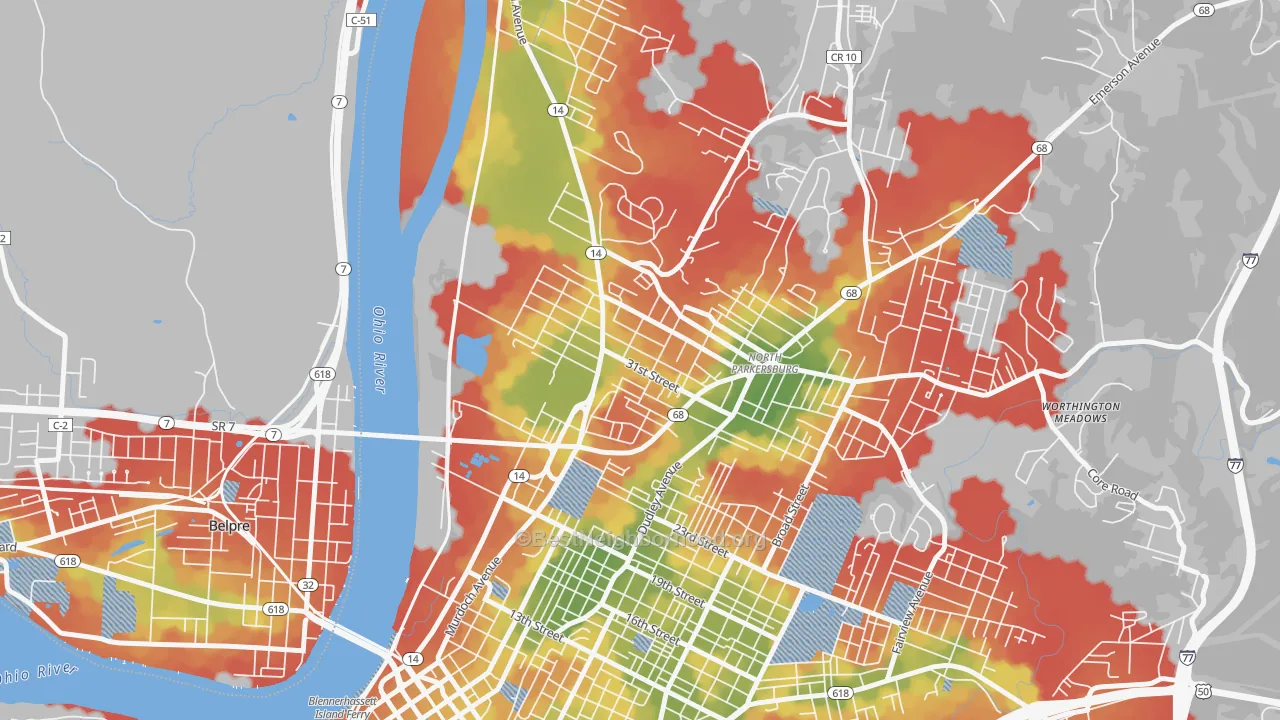 Walk Grade map of Beechwood, Parkersburg, WV, walkable areas in green and car-dependent areas in red