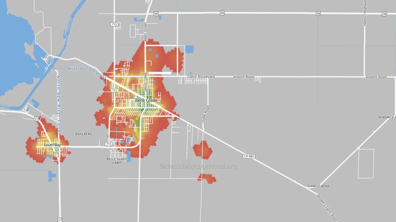 Walk Grade map of Belle Glade Camp, FL, walkable areas in green and car-dependent areas in red