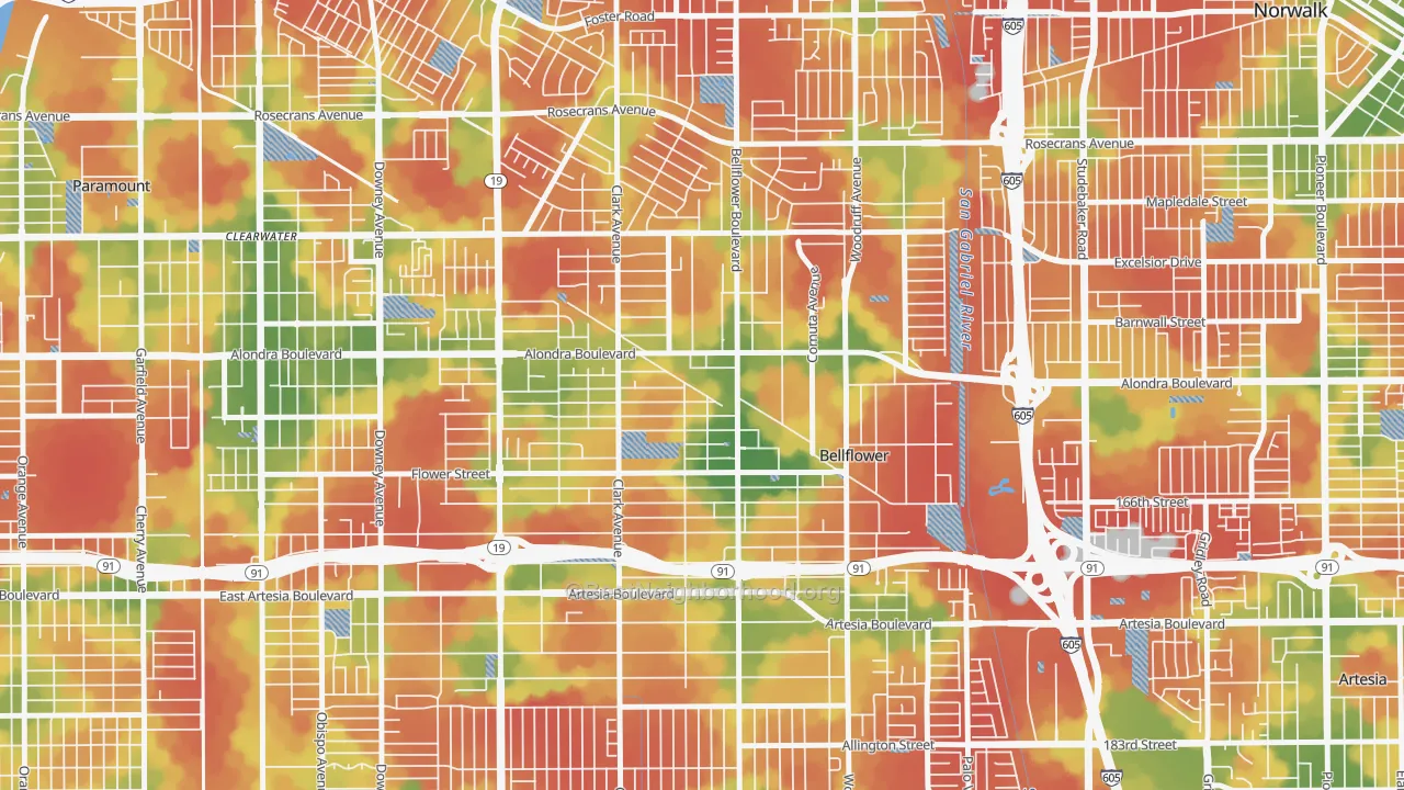 Walk Grade map of Bellflower, CA, walkable areas in green and car-dependent areas in red