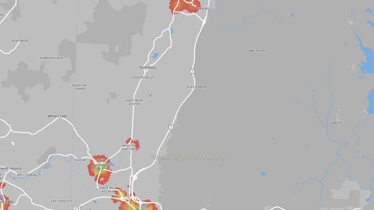 Walk Grade map of Bennington County, VT, walkable areas in green and car-dependent areas in red