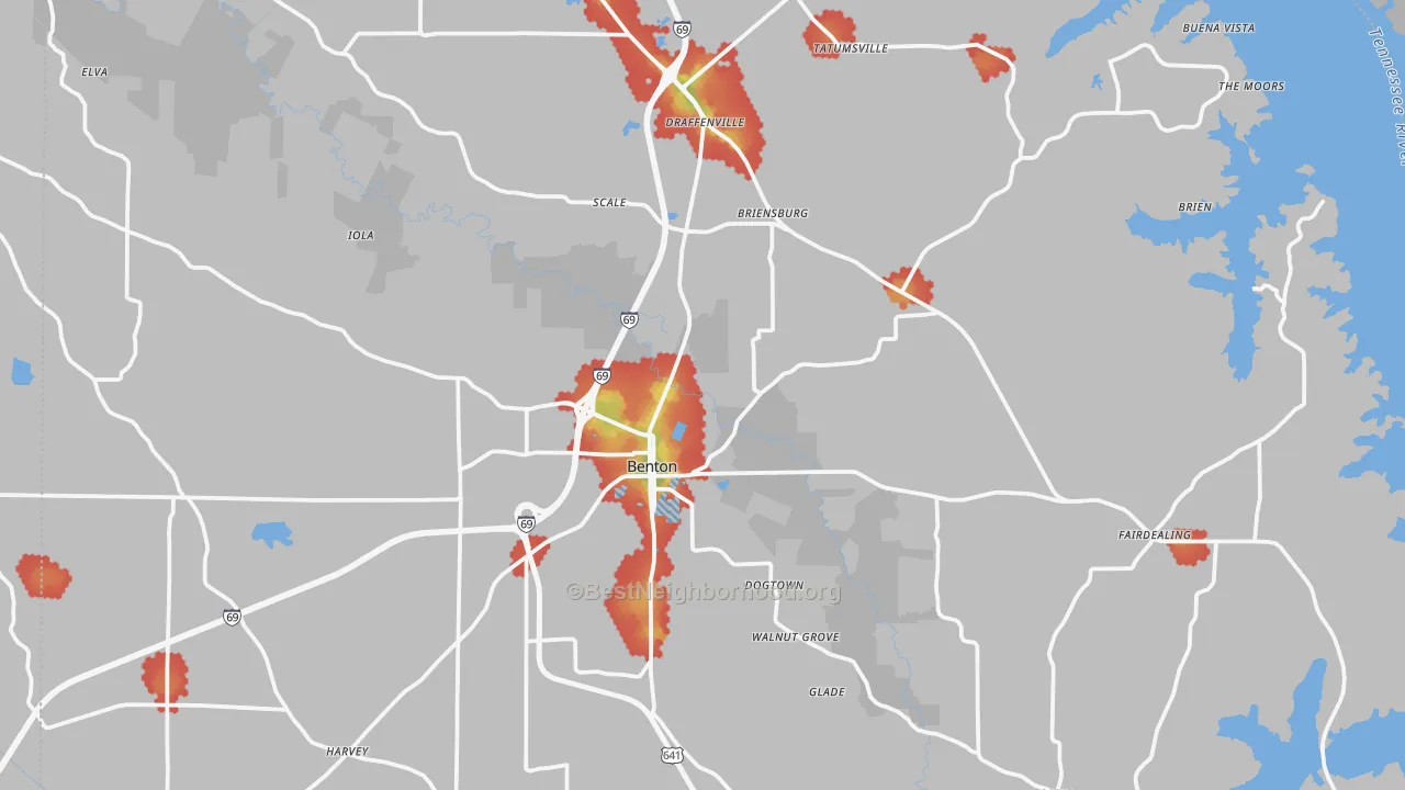 Walk Grade map of Benton, KY, walkable areas in green and car-dependent areas in red