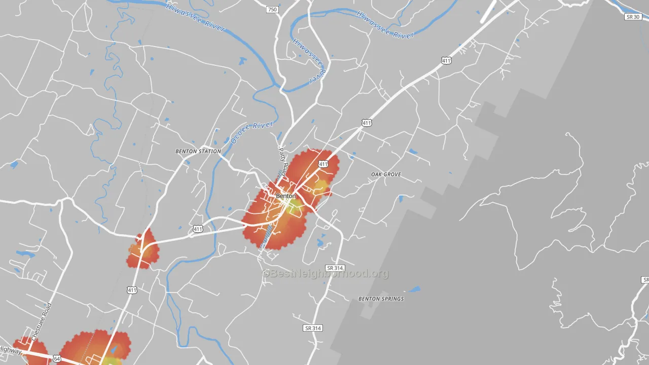 Walk Grade map of Benton, TN, walkable areas in green and car-dependent areas in red