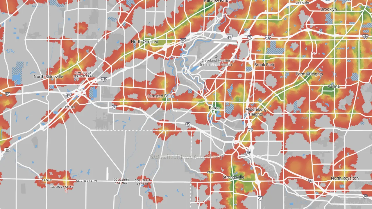Walk Grade map of Berea, OH, walkable areas in green and car-dependent areas in red