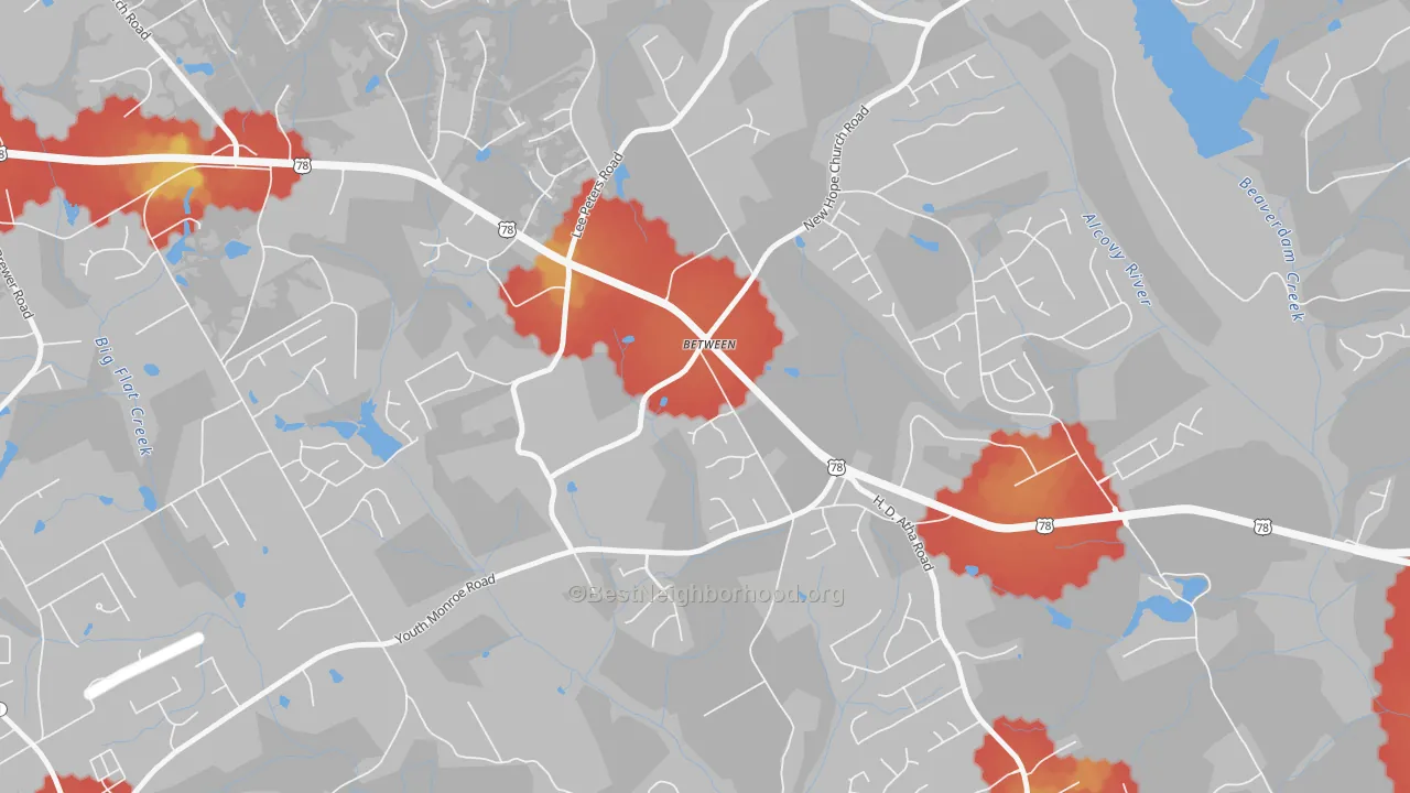 Walk Grade map of Between, GA, walkable areas in green and car-dependent areas in red