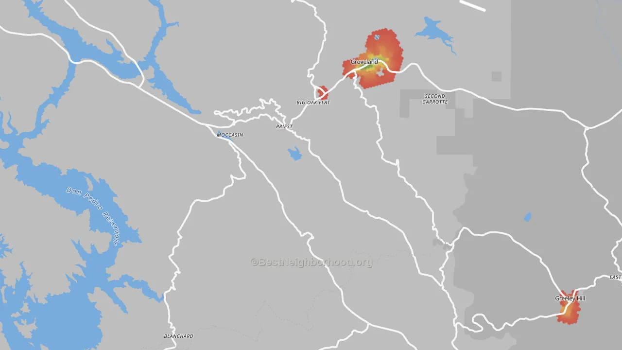 Walk Grade map of Big Oak Flat, CA, walkable areas in green and car-dependent areas in red