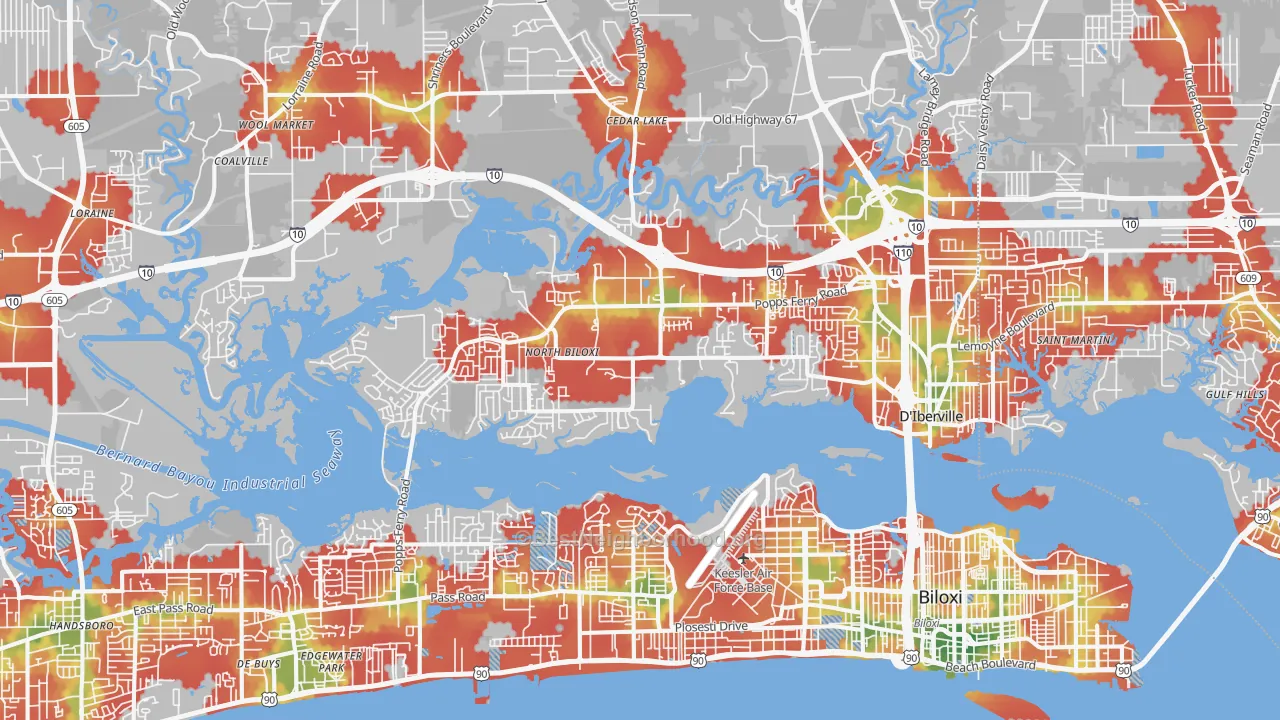 Walk Grade map of Biloxi, MS, walkable areas in green and car-dependent areas in red