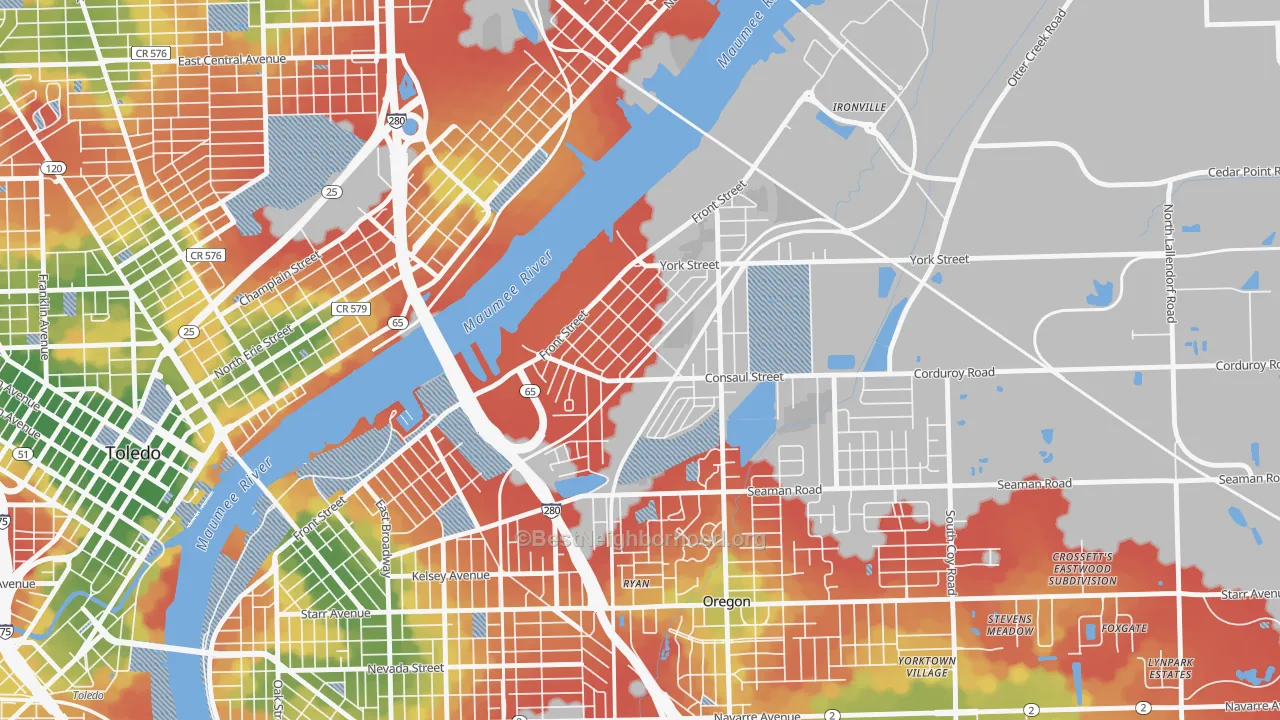 Walk Grade map of Birmingham, Toledo, OH, walkable areas in green and car-dependent areas in red