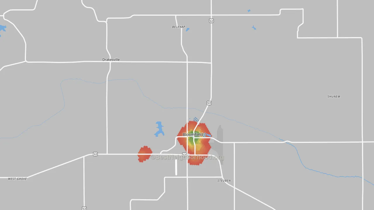 Walk Grade map of Bloomfield, IA, walkable areas in green and car-dependent areas in red