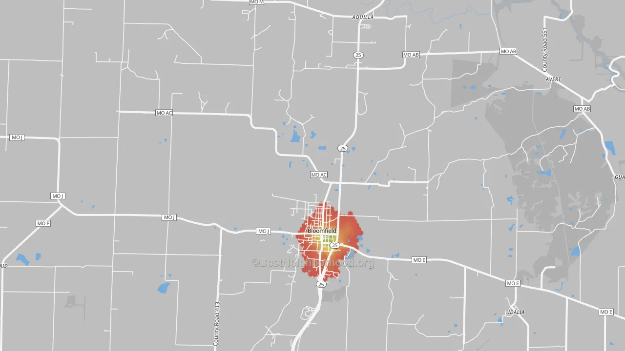 Walk Grade map of Bloomfield, MO, walkable areas in green and car-dependent areas in red