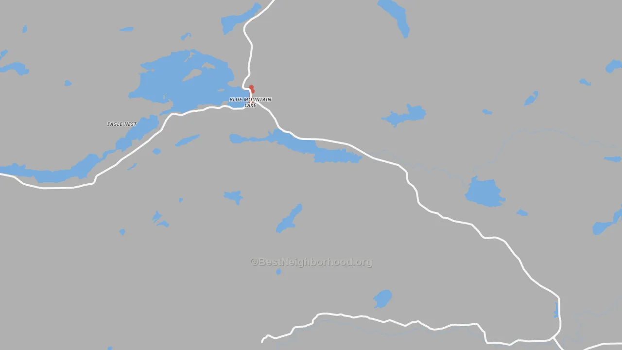 Walk Grade map of Blue Mountain Lake, NY, walkable areas in green and car-dependent areas in red