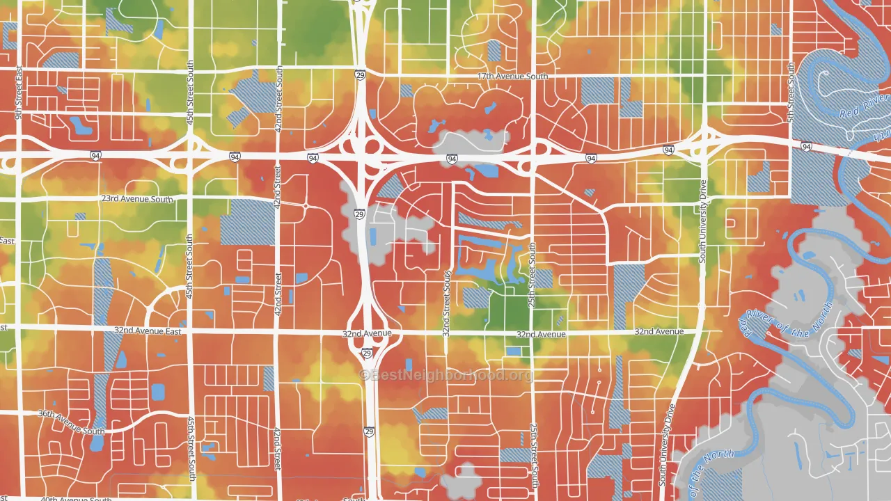 Walk Grade map of Bluemont Lakes, Fargo, ND, walkable areas in green and car-dependent areas in red