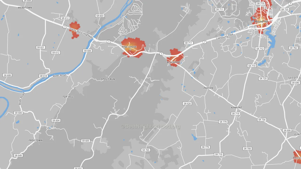 Walk Grade map of Bluemont, VA, walkable areas in green and car-dependent areas in red