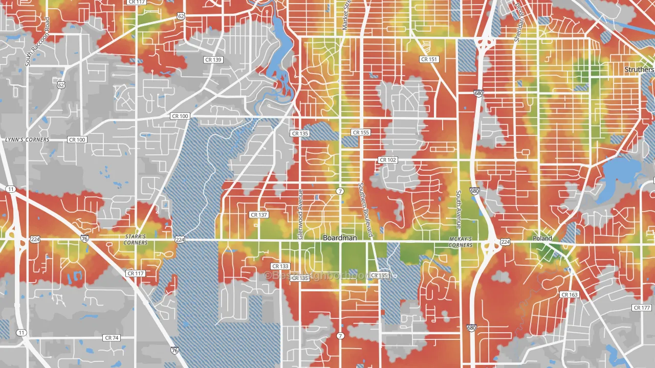 Walk Grade map of Boardman, OH, walkable areas in green and car-dependent areas in red