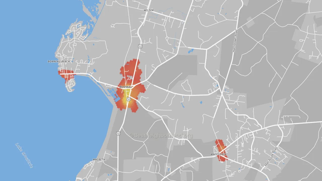 Walk Grade map of Bonneau, SC, walkable areas in green and car-dependent areas in red