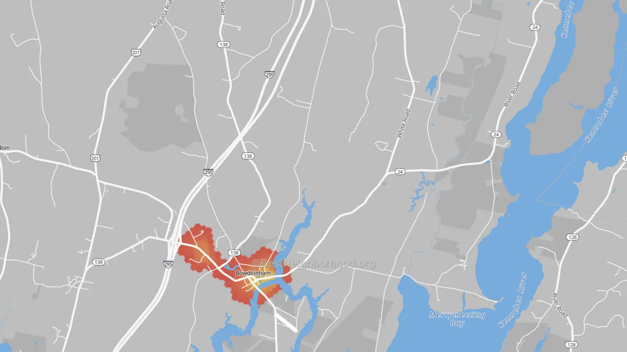 Walk Grade map of Bowdoinham, ME, walkable areas in green and car-dependent areas in red