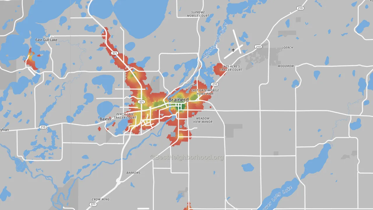 Walk Grade map of Brainerd, MN, walkable areas in green and car-dependent areas in red