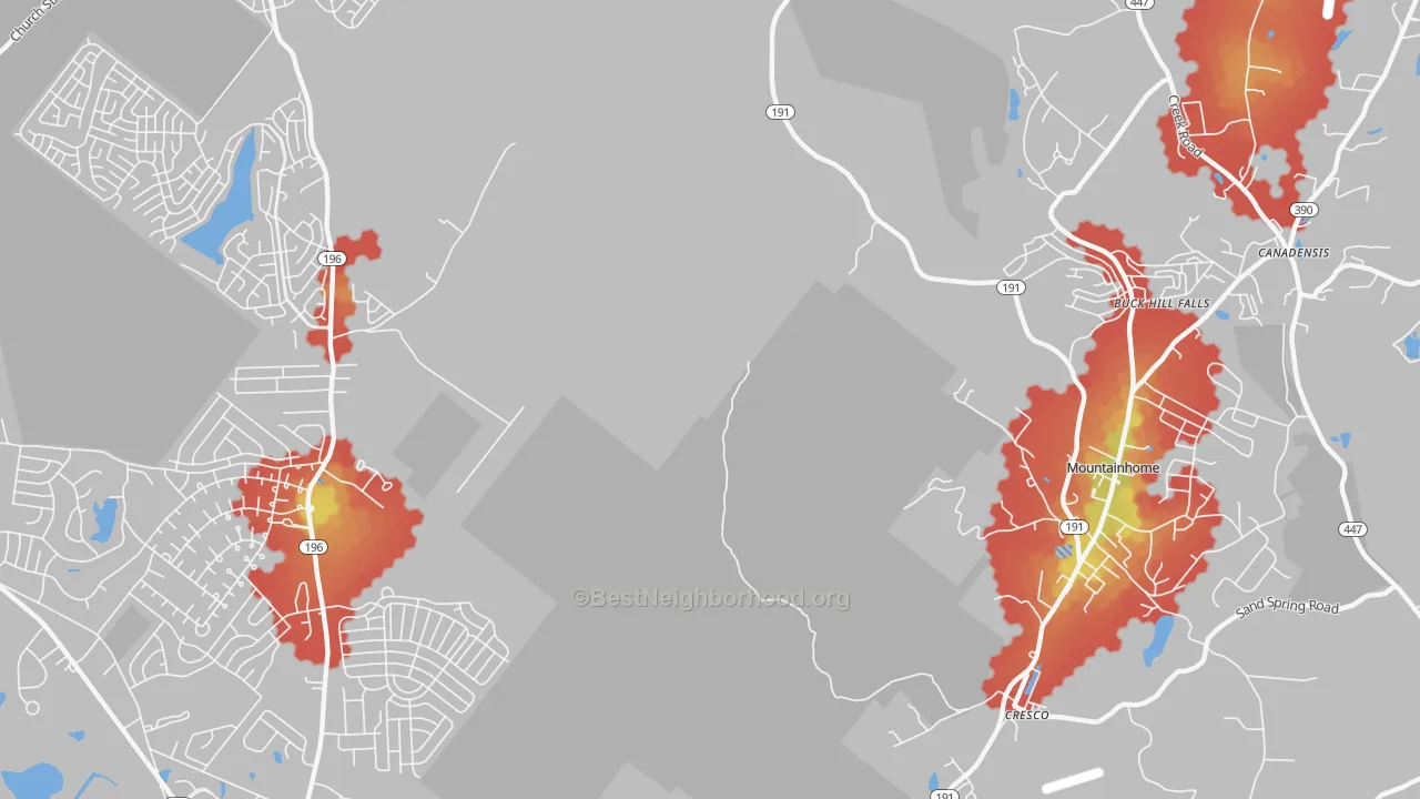 Walk Grade map of Buck Hill Falls, PA, walkable areas in green and car-dependent areas in red
