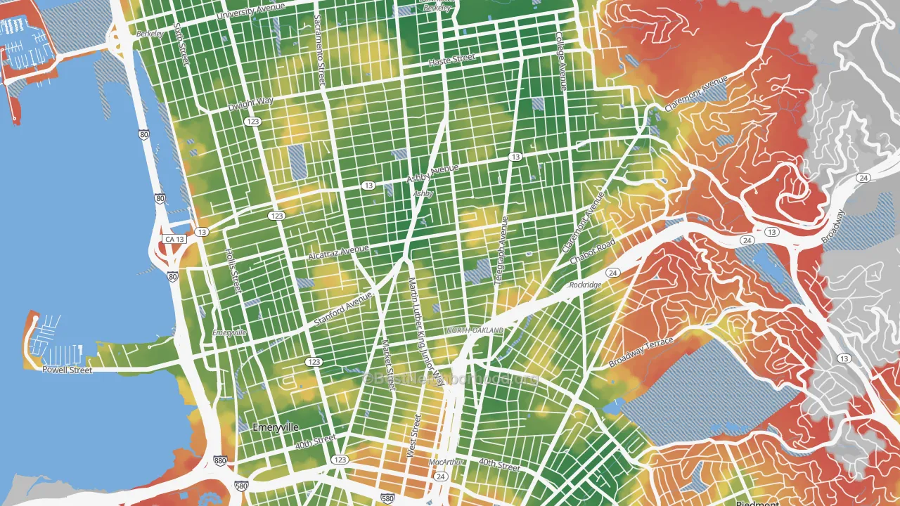 Walk Grade map of Bushrod, Oakland, CA, walkable areas in green and car-dependent areas in red