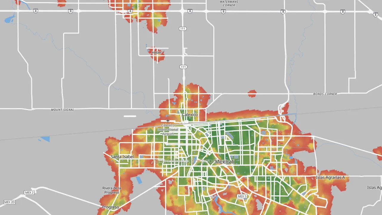 Walk Grade map of Calexico, CA, walkable areas in green and car-dependent areas in red