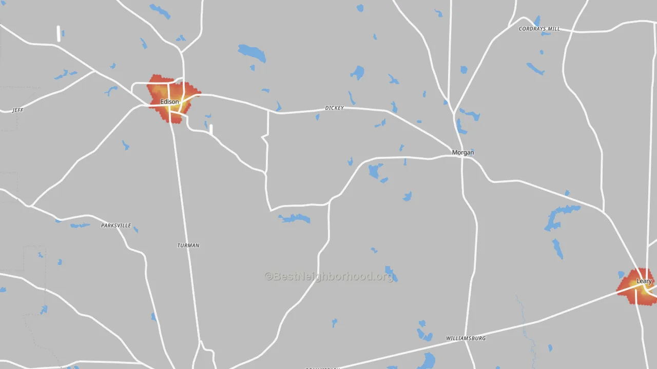 Walk Grade map of Calhoun County, GA, walkable areas in green and car-dependent areas in red