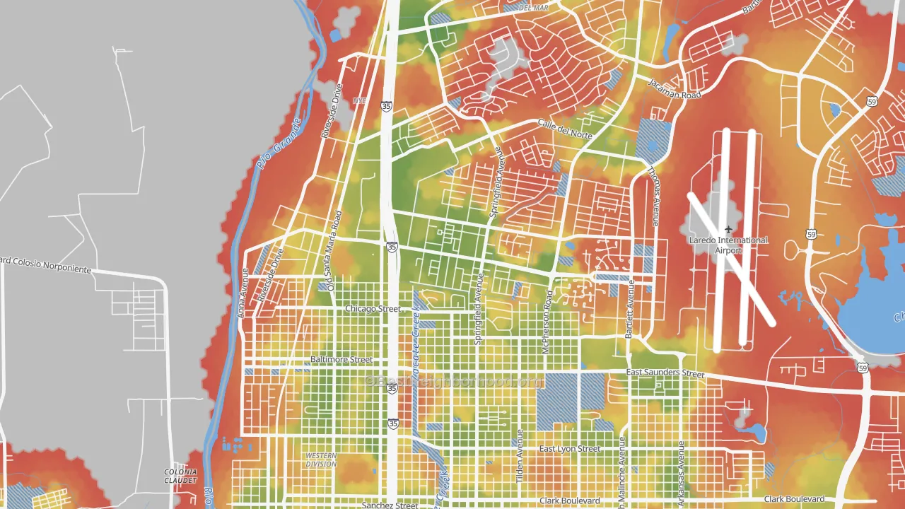 Walk Grade map of Calton Gardens, Laredo, TX, walkable areas in green and car-dependent areas in red
