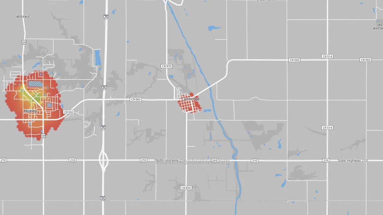 Walk Grade map of Cambridge, IA, walkable areas in green and car-dependent areas in red