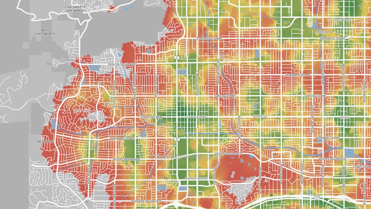Walk Grade map of Canoga Park, CA, walkable areas in green and car-dependent areas in red