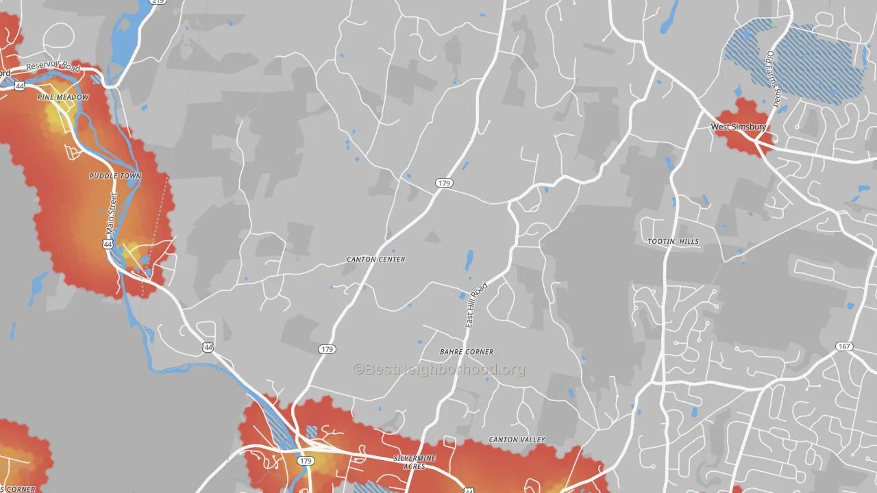 Walk Grade map of Canton Center, CT, walkable areas in green and car-dependent areas in red