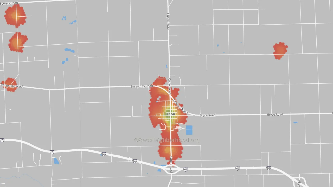 Walk Grade map of Capac, MI, walkable areas in green and car-dependent areas in red