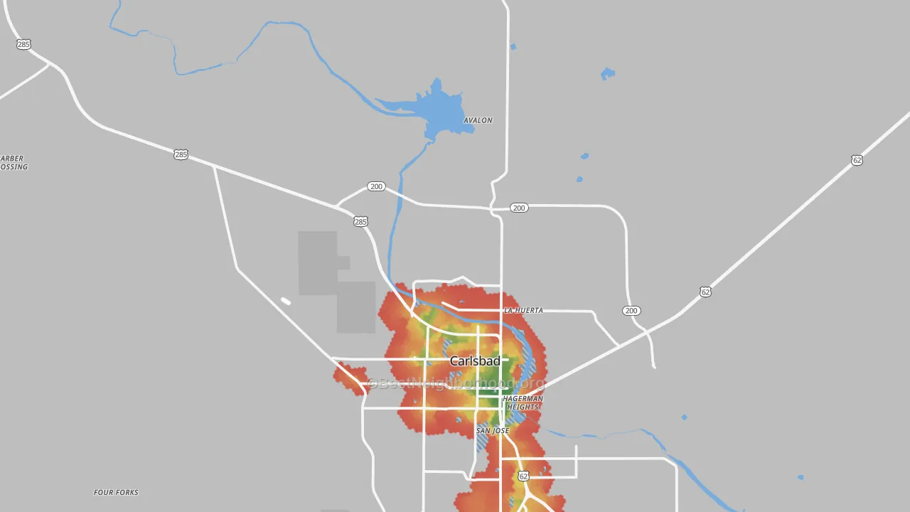 Walk Grade map of Carlsbad North, NM, walkable areas in green and car-dependent areas in red