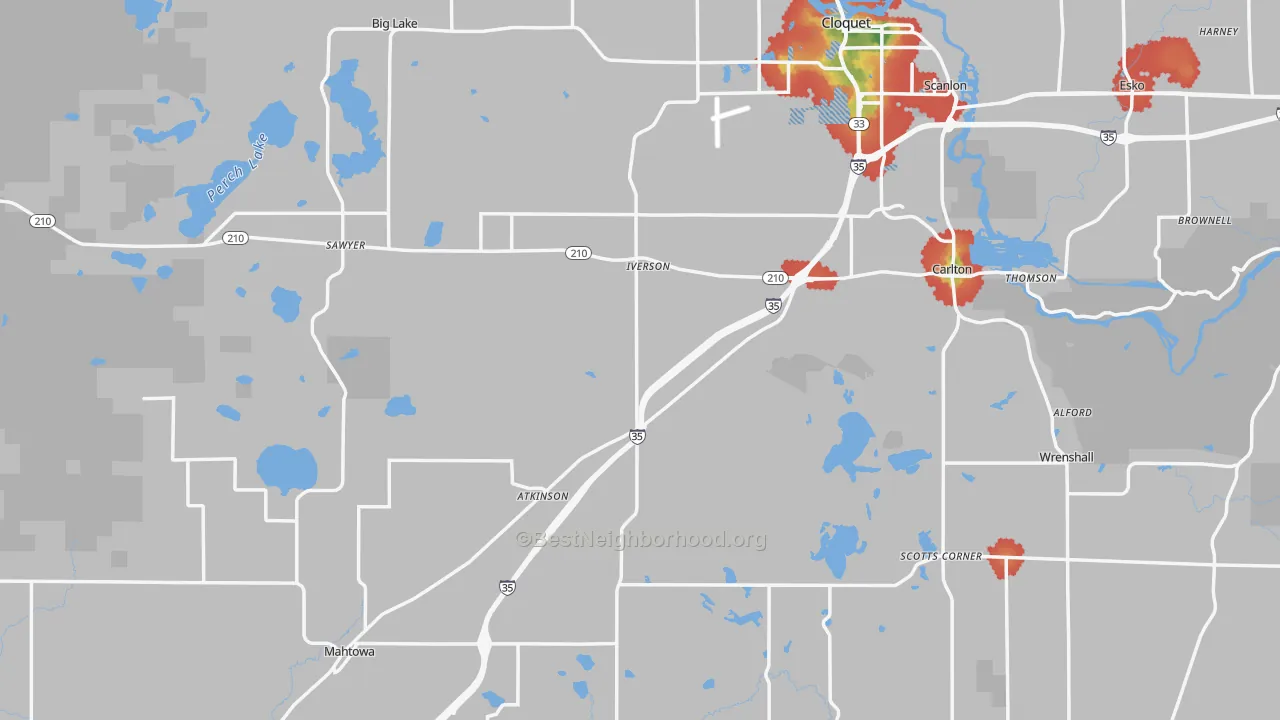 Walk Grade map of Carlton County, MN, walkable areas in green and car-dependent areas in red