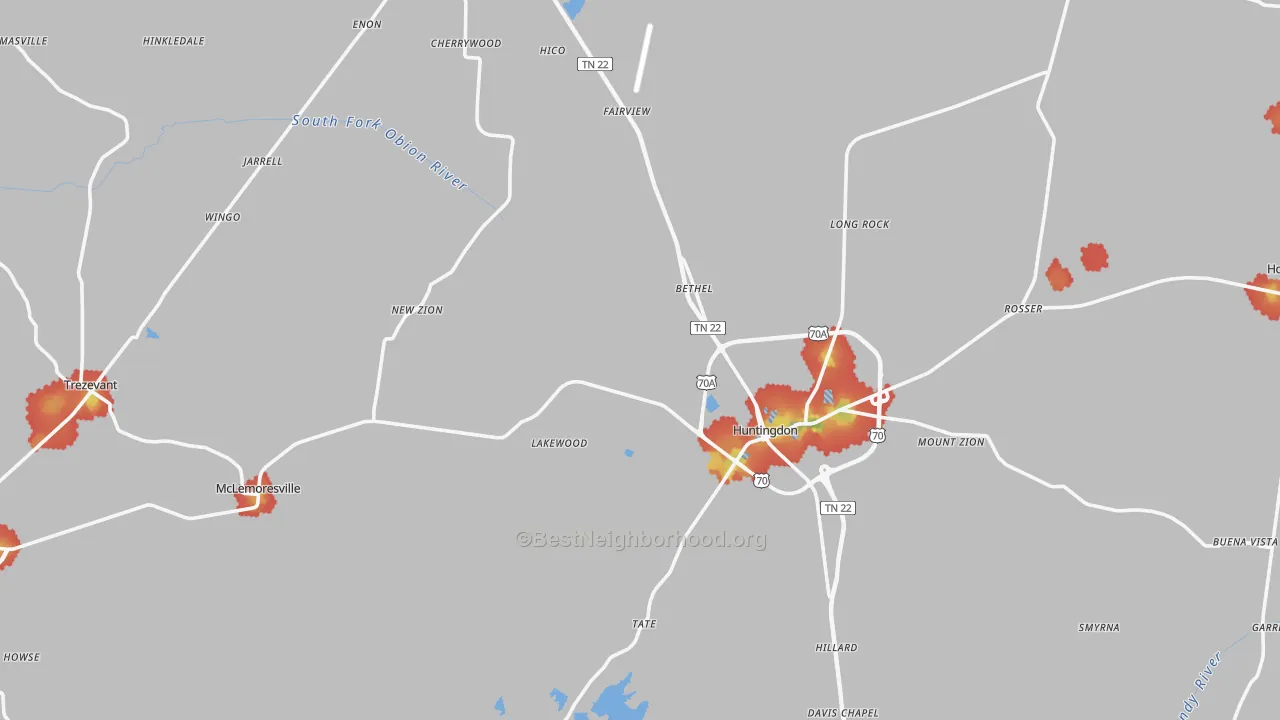 Walk Grade map of Carroll County, TN, walkable areas in green and car-dependent areas in red