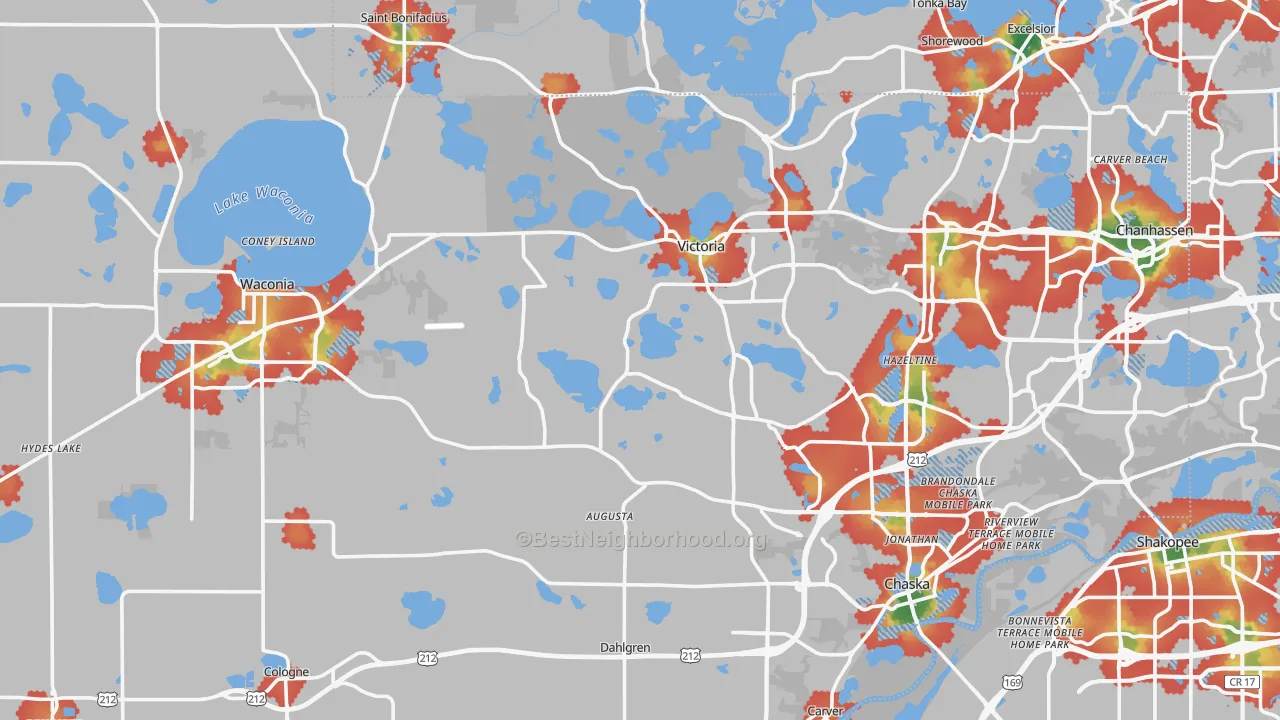Walk Grade map of Carver County, MN, walkable areas in green and car-dependent areas in red