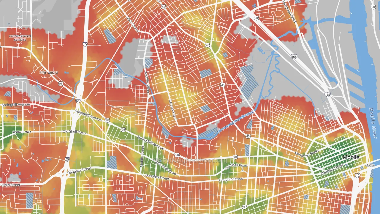 Walk Grade map of Carver, Mobile, AL, walkable areas in green and car-dependent areas in red