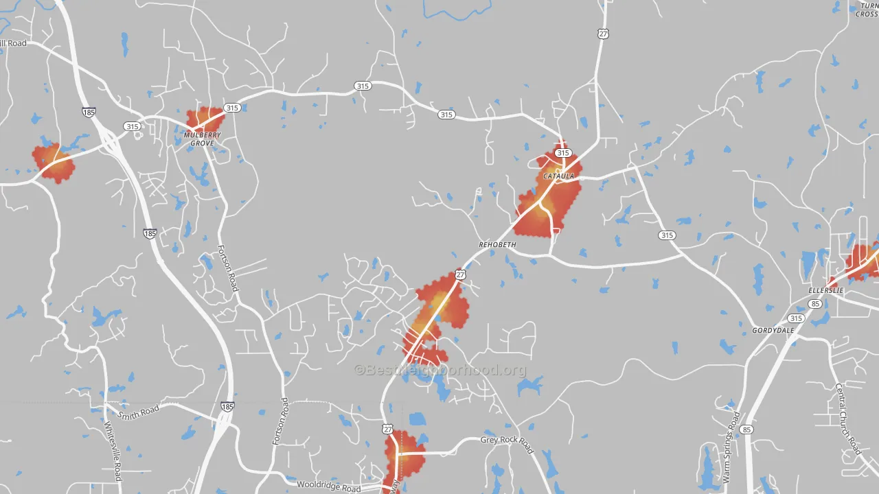 Walk Grade map of Cataula, GA, walkable areas in green and car-dependent areas in red