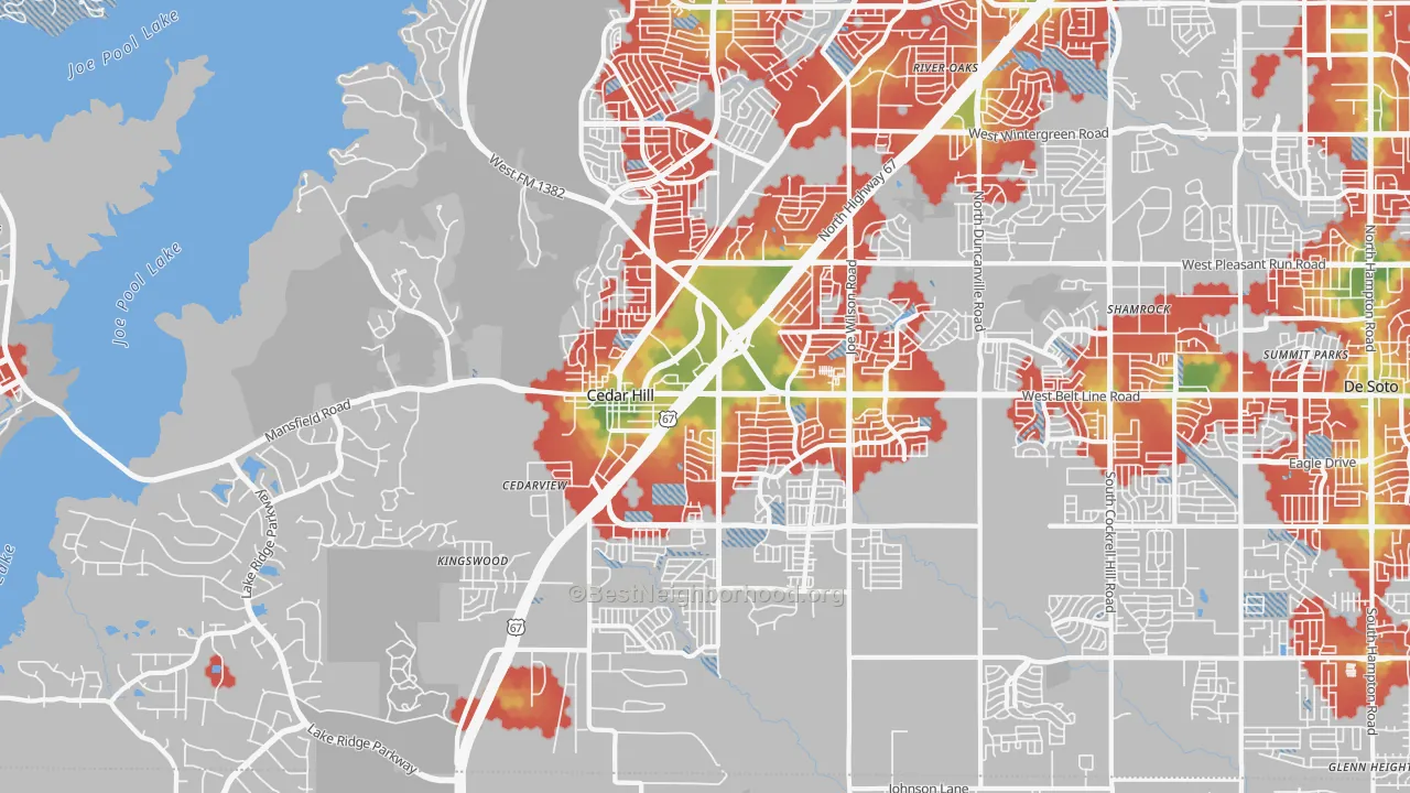 Walk Grade map of Cedar Hill, TX, walkable areas in green and car-dependent areas in red