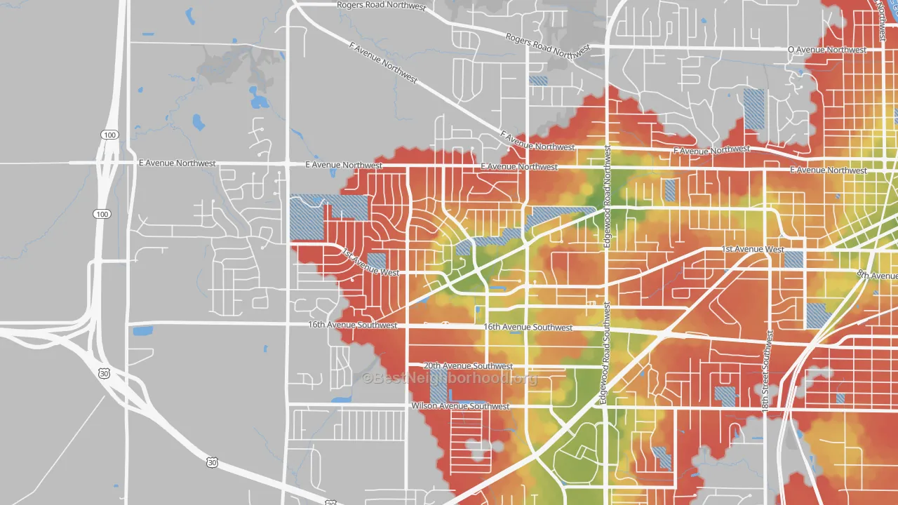 Walk Grade map of Cedar Hills, Cedar Rapids, IA, walkable areas in green and car-dependent areas in red