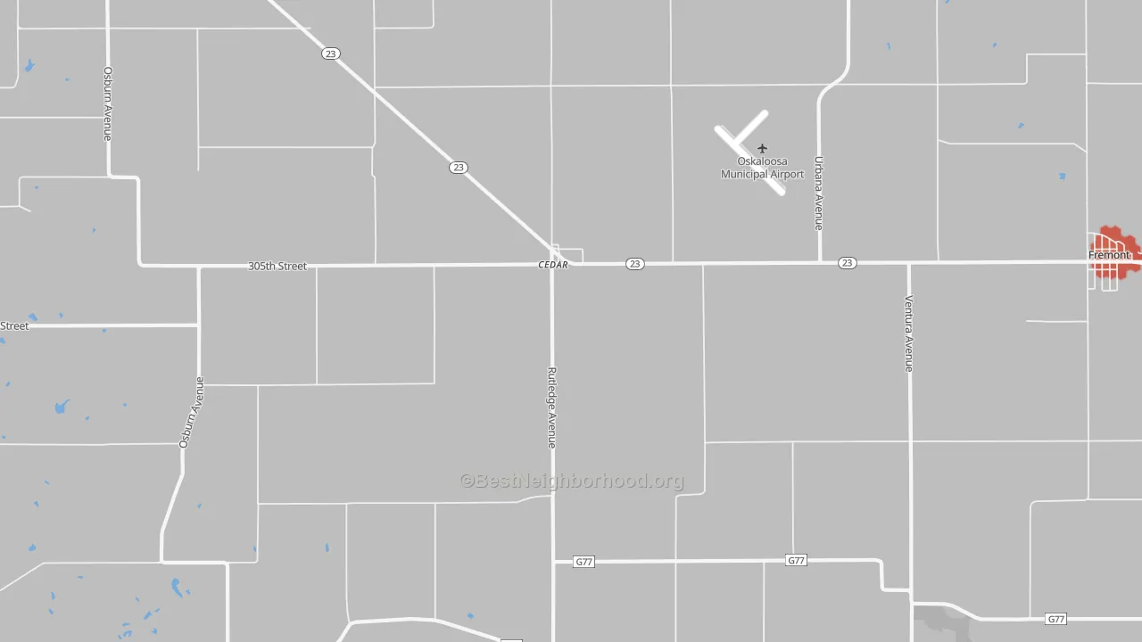 Walk Grade map of Cedar, IA, walkable areas in green and car-dependent areas in red