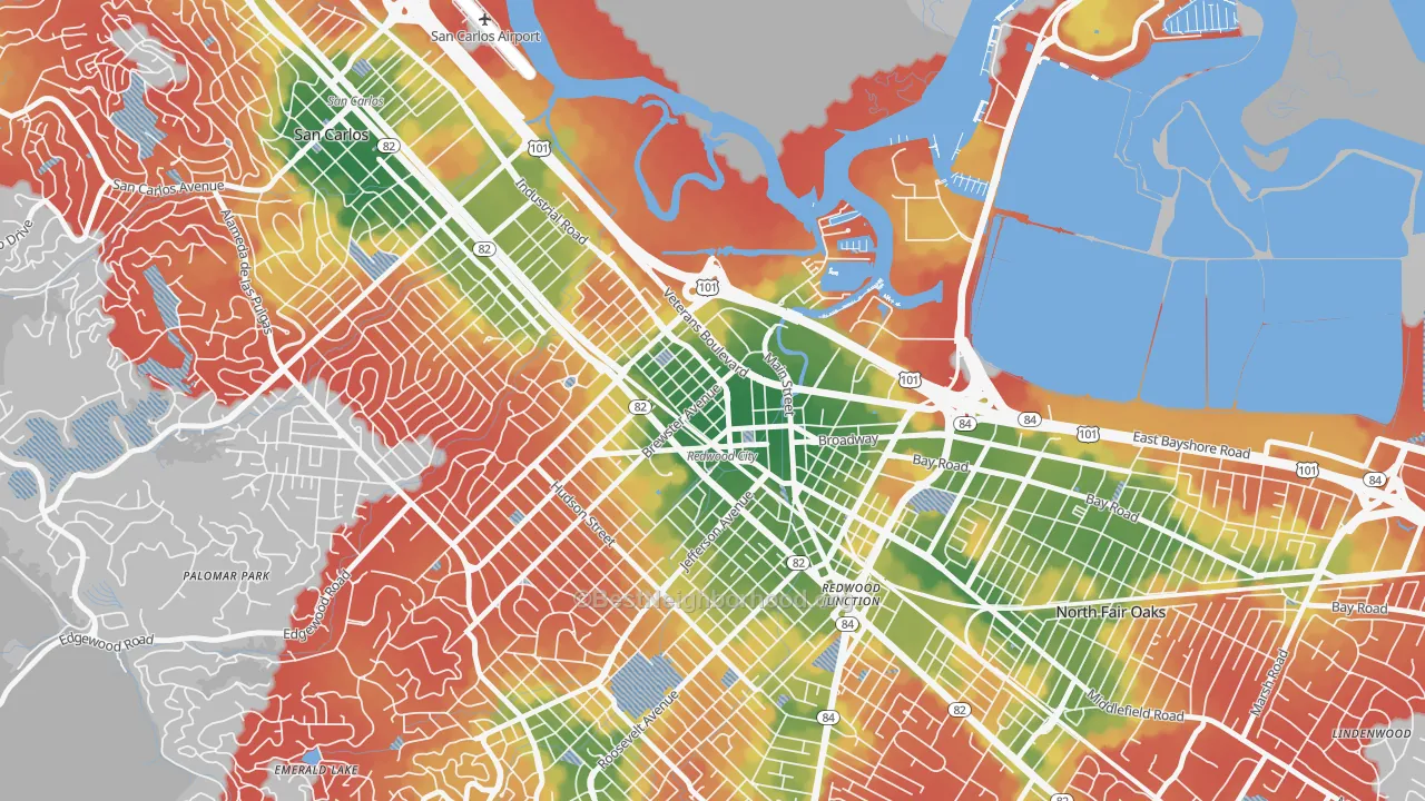 Walk Grade map of Centennial, Redwood City, CA, walkable areas in green and car-dependent areas in red