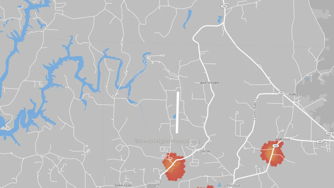 Walk Grade map of Center, AL, walkable areas in green and car-dependent areas in red
