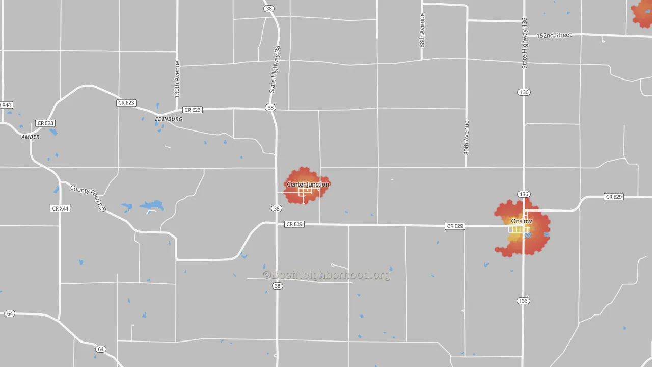 Walk Grade map of Center Junction, IA, walkable areas in green and car-dependent areas in red