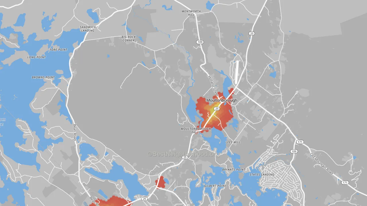 Walk Grade map of Center Sandwich, NH, walkable areas in green and car-dependent areas in red