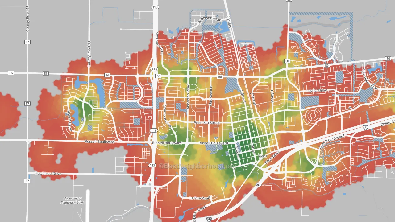Walk Grade map of Central Davis, Davis, CA, walkable areas in green and car-dependent areas in red