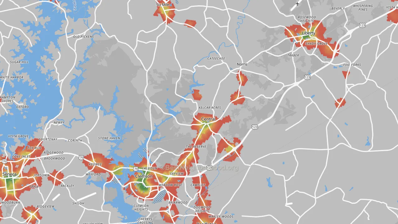 Walk Grade map of Central, SC, walkable areas in green and car-dependent areas in red