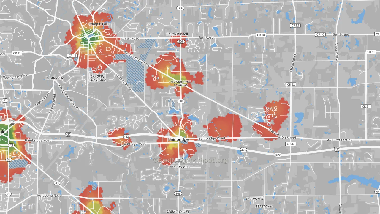 Walk Grade map of Chagrin Falls, OH, walkable areas in green and car-dependent areas in red